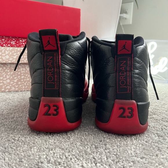 Pre owned Jordan 12 flu games (2016) in good condition. - Picture 3 of 12